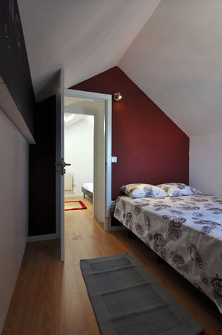 ROOM 2