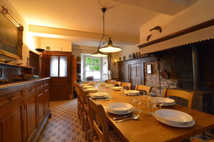 DiningRoom