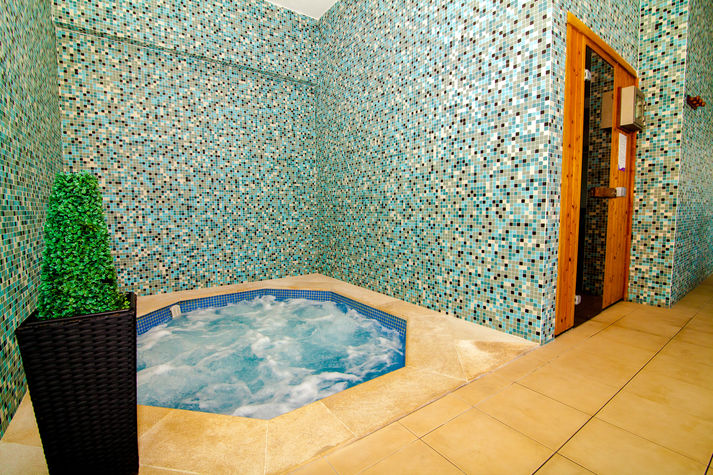 Jacuzzi