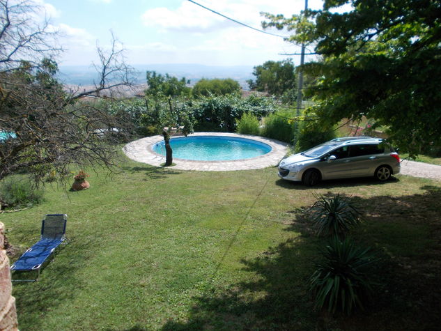 giardino e piscina