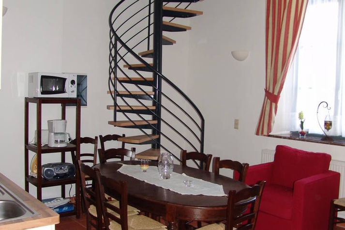 DiningRoom