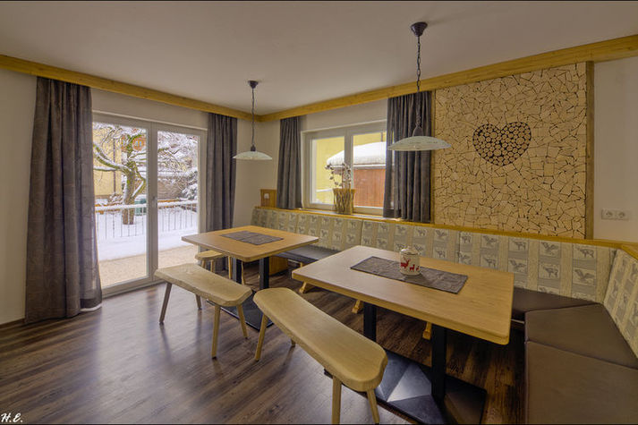 DiningRoom