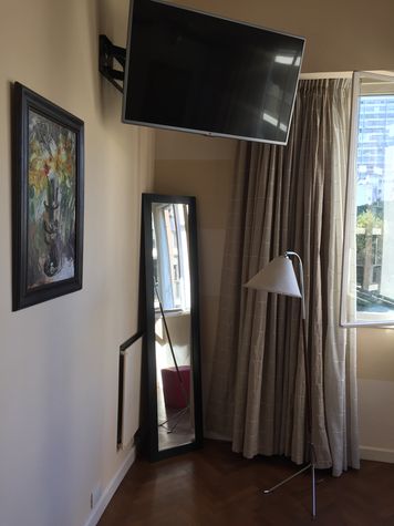 Master bedroom > morning