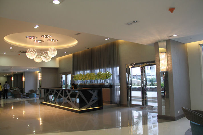 Towe C Reception Area 