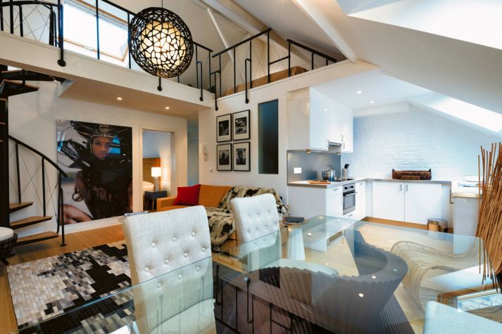 Living Area with Fully-Equipped Kitchen