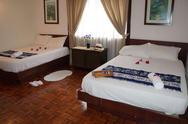 2 queen size beds