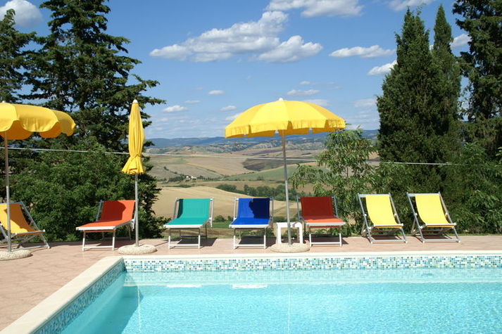 PoolOfHouse
